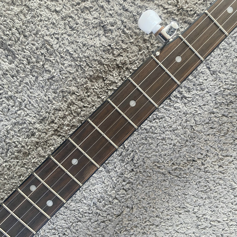 Banjo 5 String Open - J065 RALLY 5-strunowe banjo, wyprodukowane w